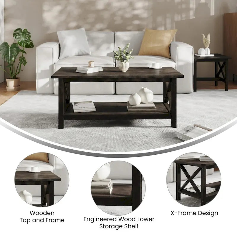 Klassischer Couchtisch aus Massivholz im Landhausstil